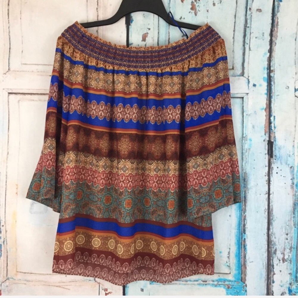 NWOT Rose + Olive off the shoulder blouse